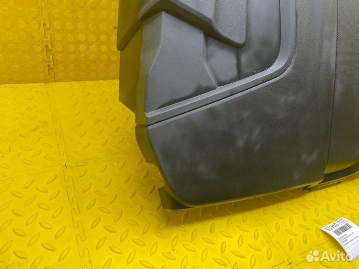 Б/У крышка двигателя В хорошем состоянии