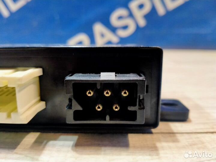 Блок управления дверьми Bmw 523I Левый Руль