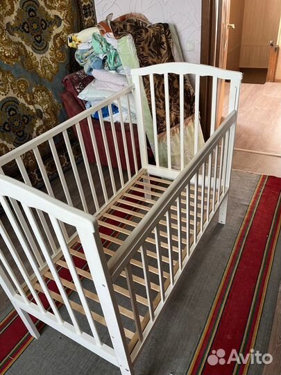 Детская кроватка