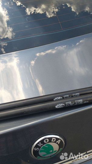 Оригинальная передняя пружина шкода А 5 наличии