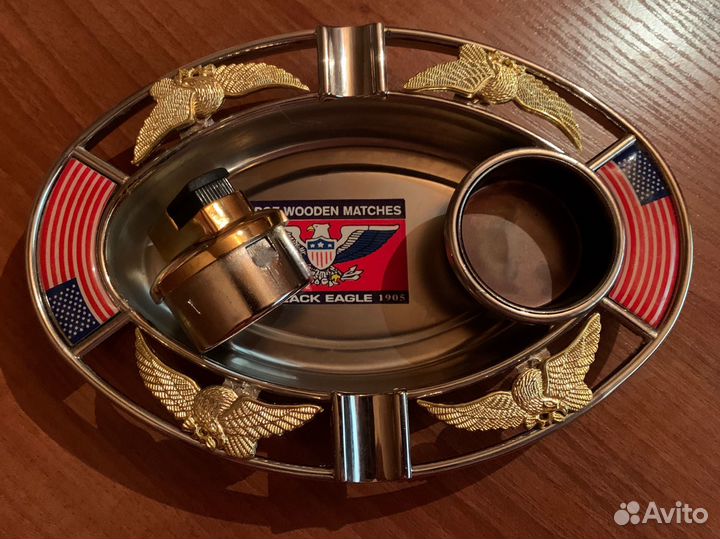 Пепельница с зажигалкой