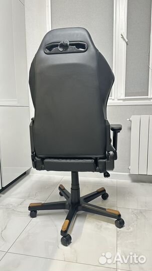 Игровое кресло dxracer OH/DF73/NC