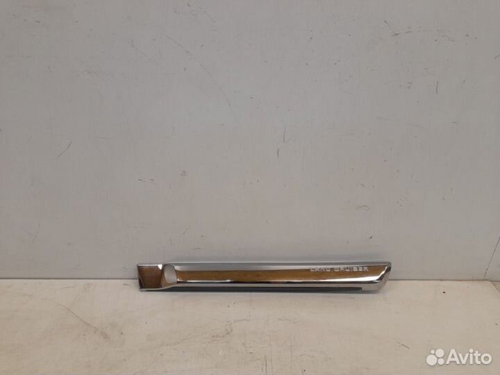 Молдинг двери задний левый Toyota Land Cruiser 200