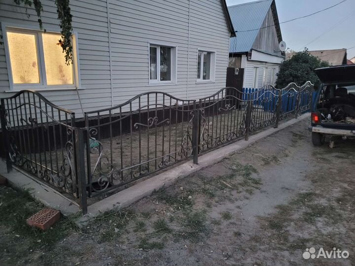 Заборы,навесы с элементами ковки