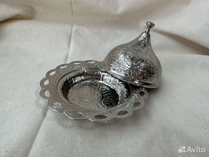 Вазочка с крышкой для восточных сладостей мельхиор