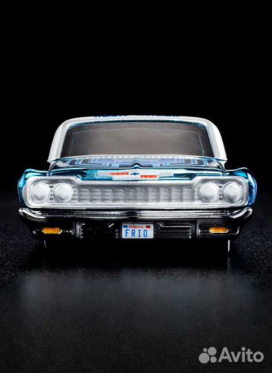 Hot Wheels RLC Exclusive Holiday ’64 Impala