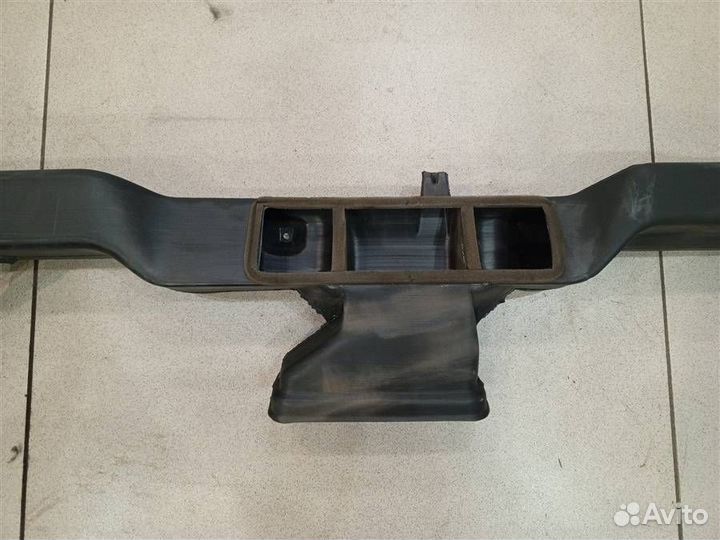 Воздуховод торпедо большой Mitsubishi Pajero iO 1