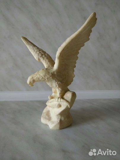 Орёл средний светящийся СССР