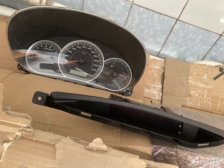 Приборная панель subaru impreza