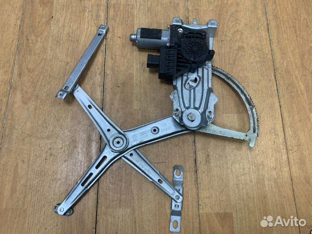 Стеклоподъемник передний правый Opel Astra H