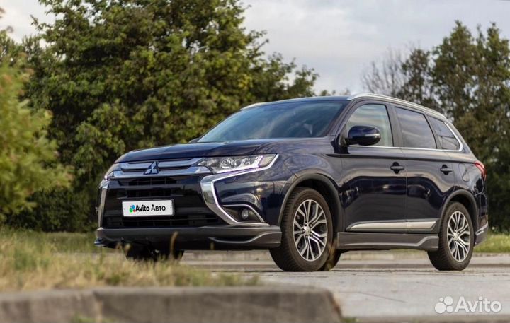 Mitsubishi Outlander 2.0 CVT, 2015, 140 000 км