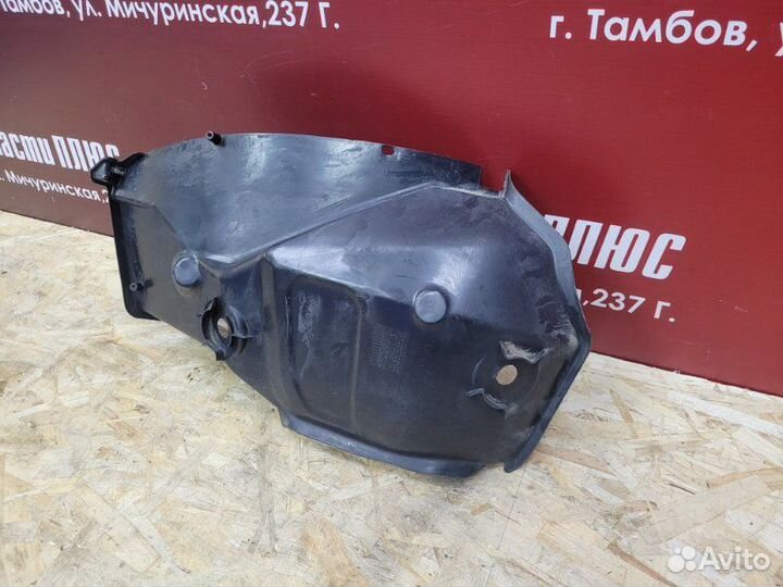 Подкрылок задний левый Renault Logan