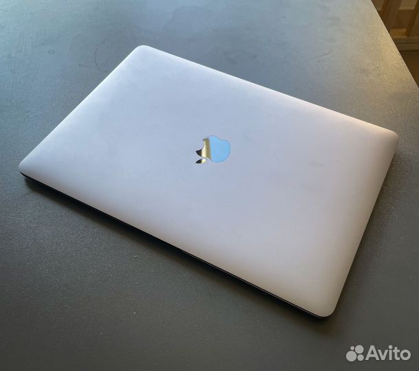 Macbook air 13 2019 retina 256gb