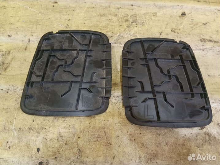 Заглушка обшивки багажника Audi Q7 4L 2005-2015