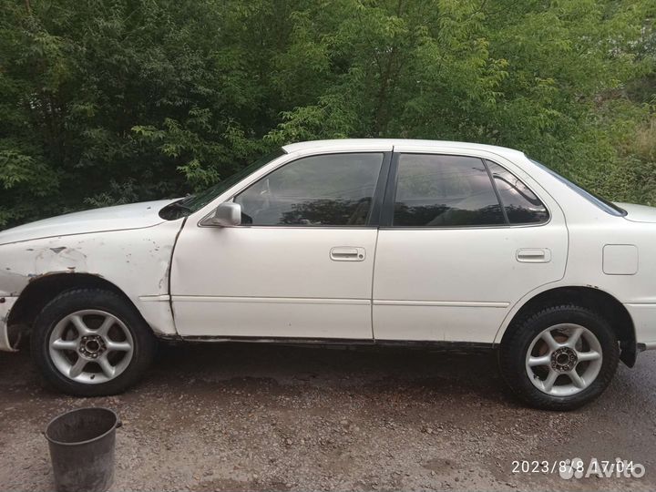 Toyota Camry 1.8 AT, 1993, 340 000 км