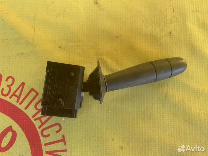 Подрулевой переключатель дворников Renault Logan