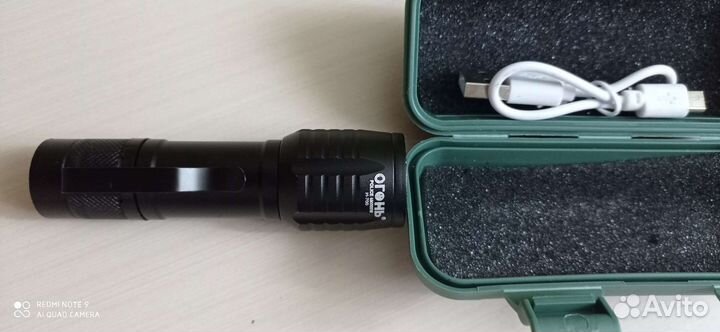 Фонарик карманный в кейсе