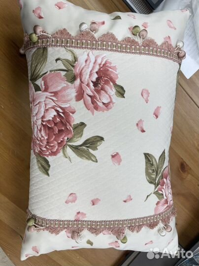 Подушка декоративная