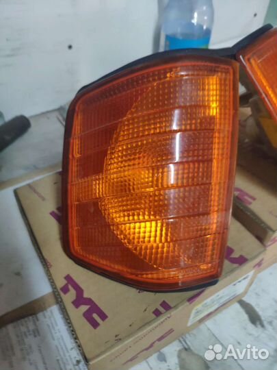 Поворотники на Mercedes-Benz 190