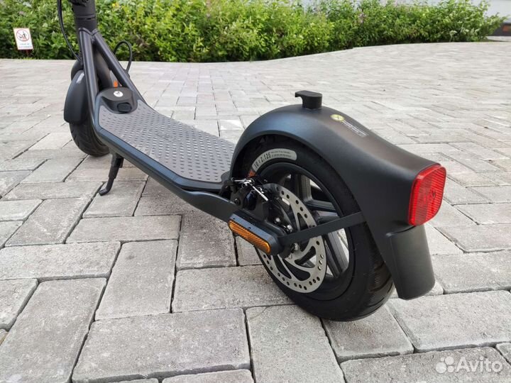 Электросамокат Ninebot KickScooter F25E, до 100 кг