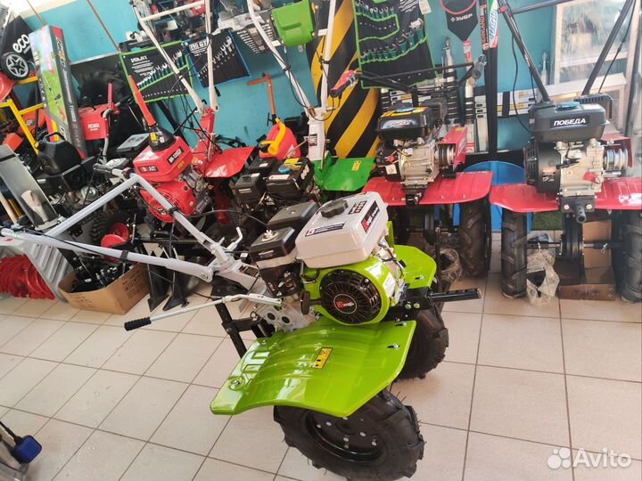 Мотоблок Пахарь 8 л.с