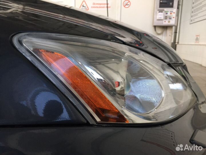 Фарa Lexus IS 250