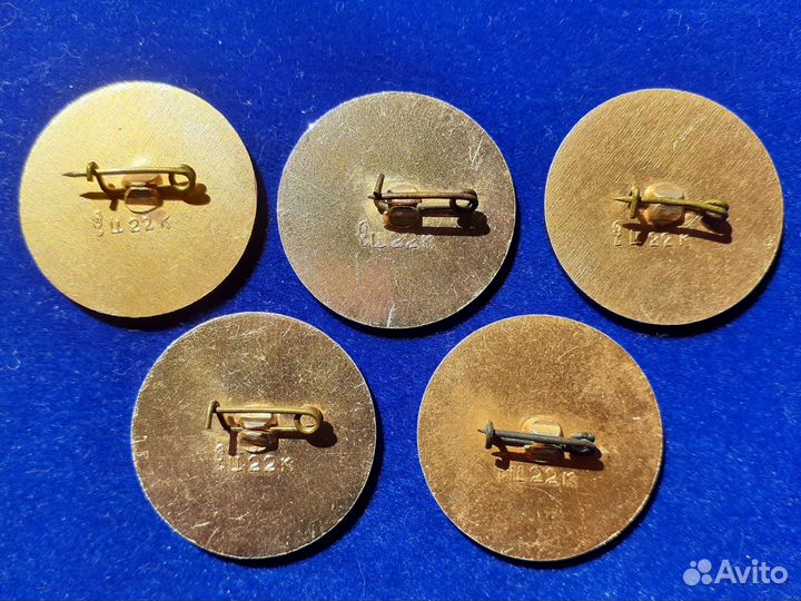 Полный набор значков Олимпиада 80. Мишка Олимпийск