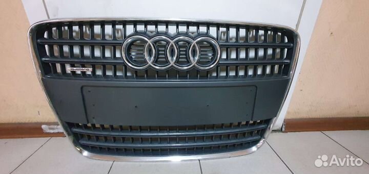 Решетка радиатора audi q7