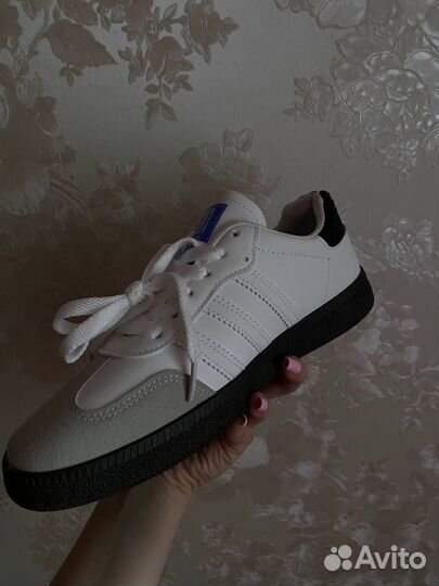 Кеды adidas женские