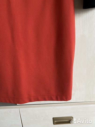 Платье Moschino