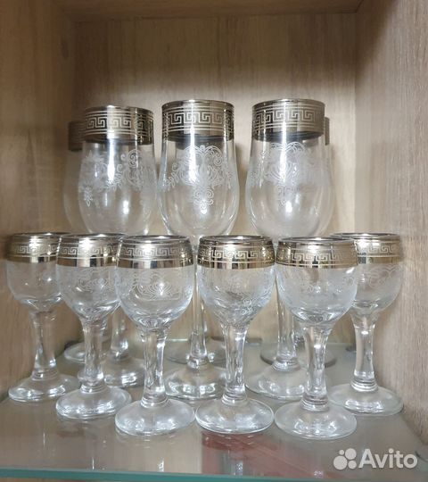 Фужеры и бокалы