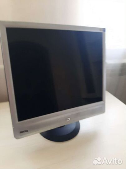 Монитор benq Q7C4