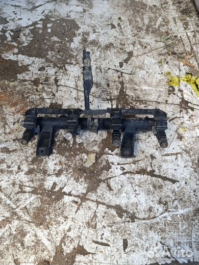 Peugeot 206 рампа топливная