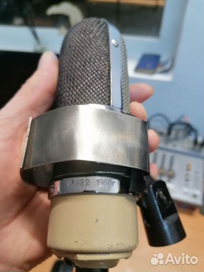 Ленточный вокальный микрофон Октава мл-17 (+48V)