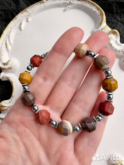 Браслет из натуральных камней