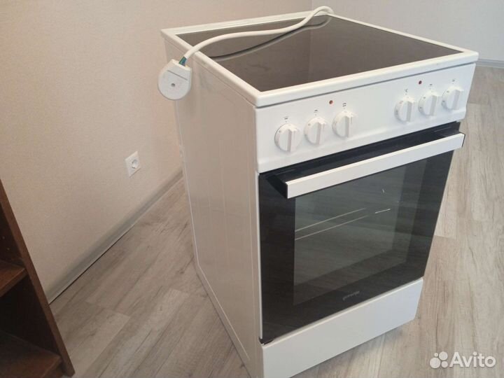 Электрическая плита Gorenje EC5112WG-B