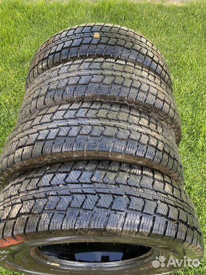 Viatti Vettore Brina V-525 21.5/75 R16C