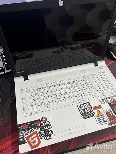 Ноутбук toshiba