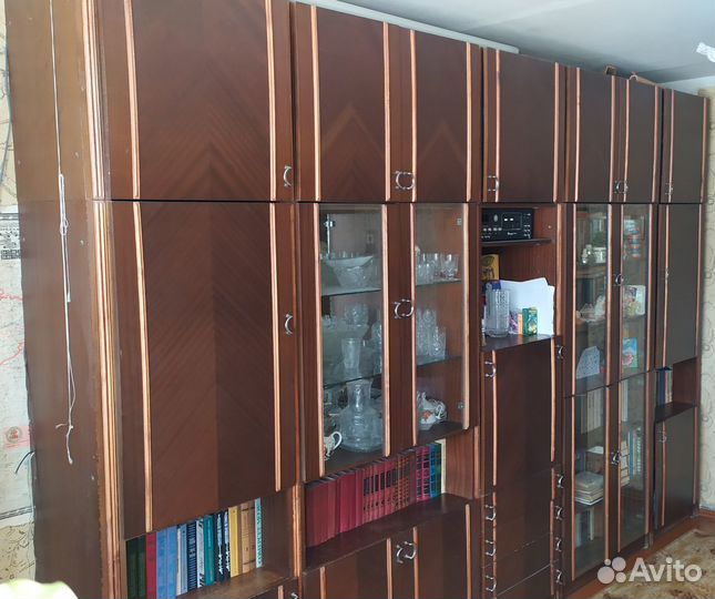 Стенка в гостиную бу
