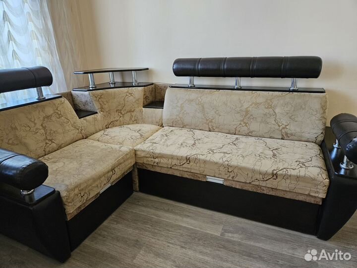 Угловой диван