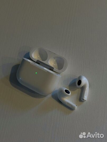 Беспроводные наушники apple airpods 3