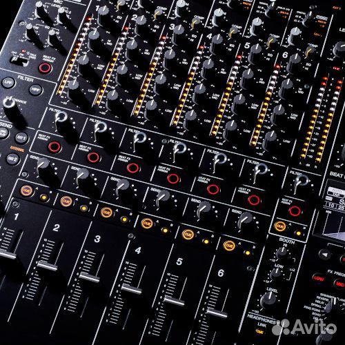 Pioneer DJM-V10 LF / V10