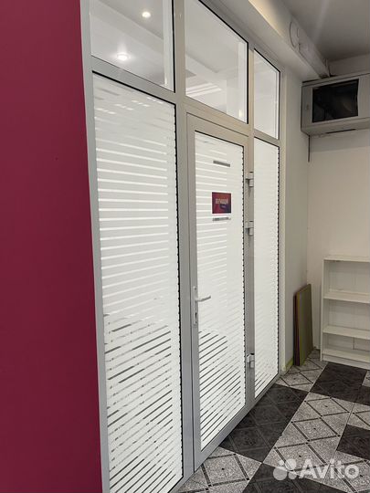 Стеклянные двери