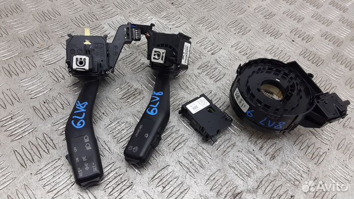 Переключатель поворотов и дворников Шкода Октавия