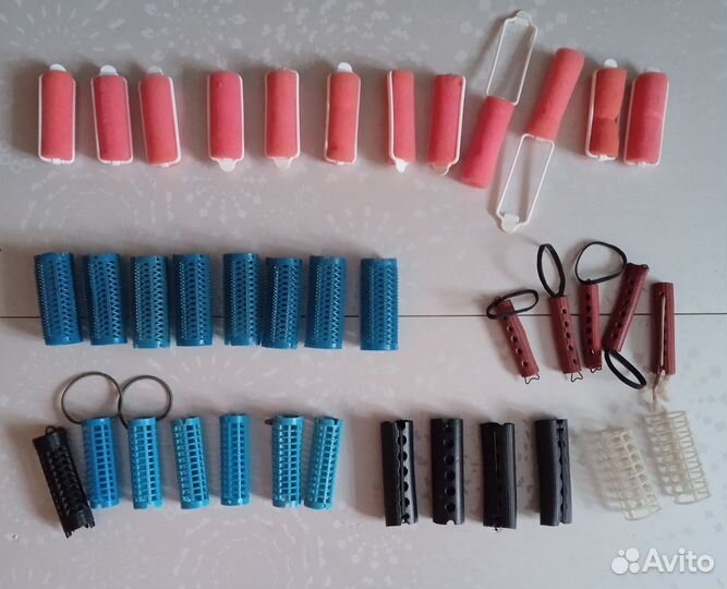 Парики, бигуди, расчески и др., в т.ч. СССР