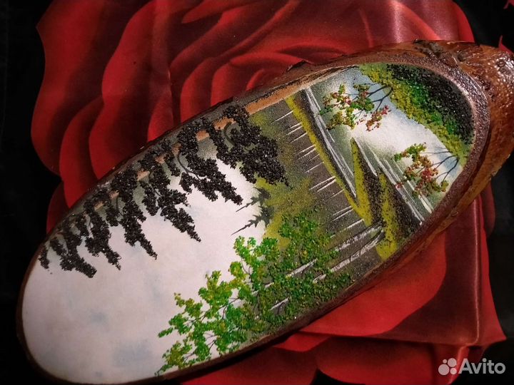 Панно из камня