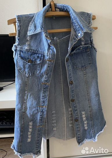 Джинсовая жилетка для девочки