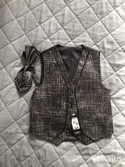 Жилет для мальчика р-р 122-134