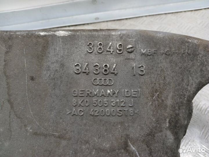 Рычаг задний правый Audi A6 C7 2.0 cglc дизель