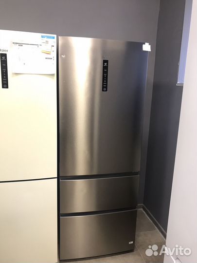 Холодильник многодверный Haier A4F742CMG